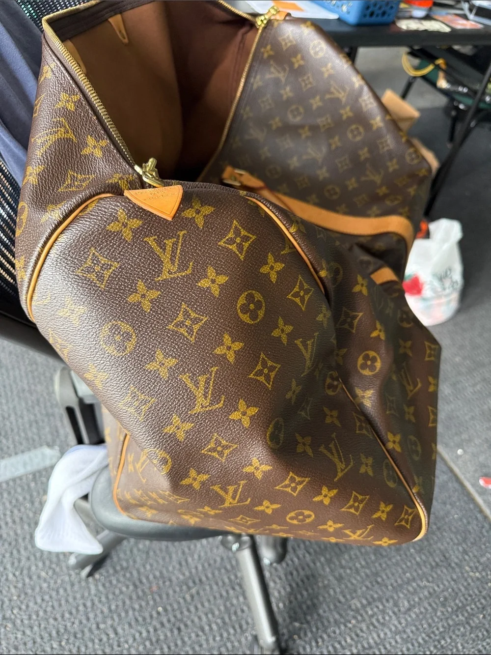 Louis Vuitton classic louis
